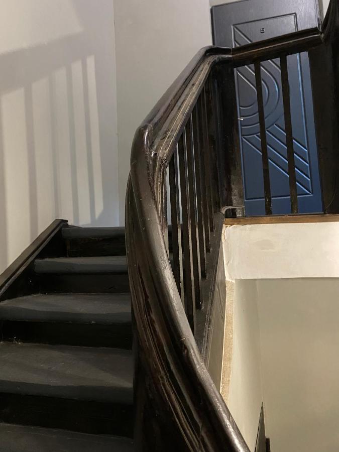 Центер Квартира На Вулиці Лесі Українки 19 利沃夫 外观 照片